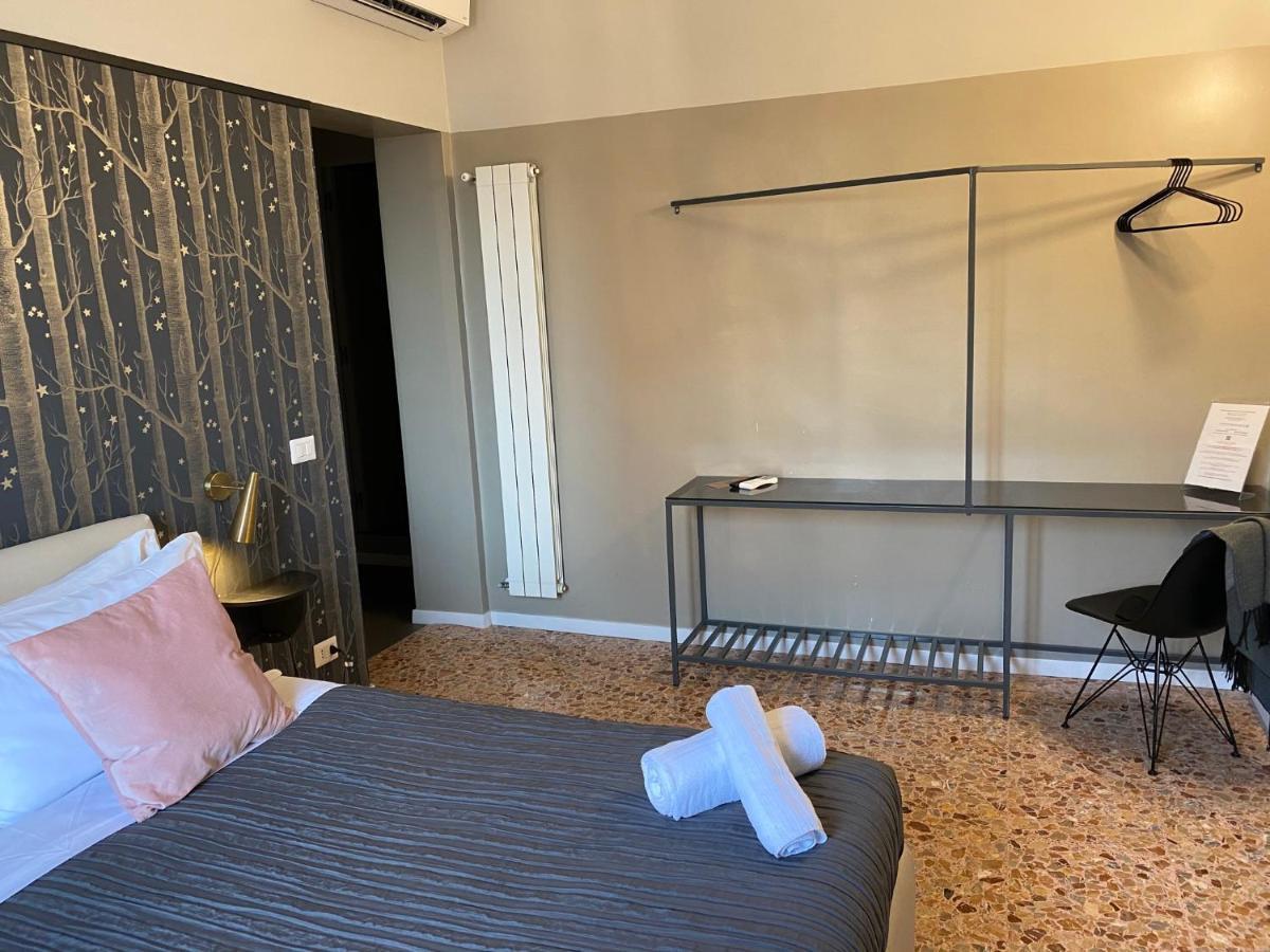 Cavour Urban Rooms By Ghor Rome Exterior photo